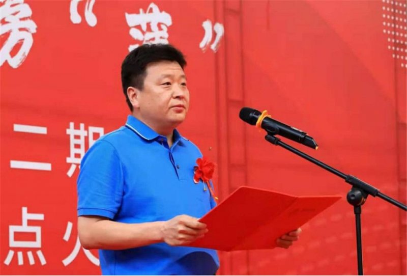 領(lǐng)標(biāo)科技巖板3mm巖板智能生產(chǎn)線成功點火！_3