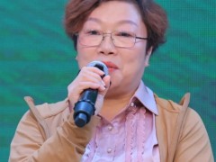 金牌企業(yè)制造副總裁 張代蘭：企業(yè)要生存，必須走光伏發(fā)電