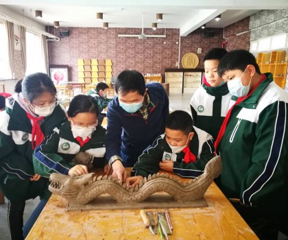 非遺傳承――盛世長安小學(xué)陶藝社團(tuán)迎新年手作生肖“中國龍”
