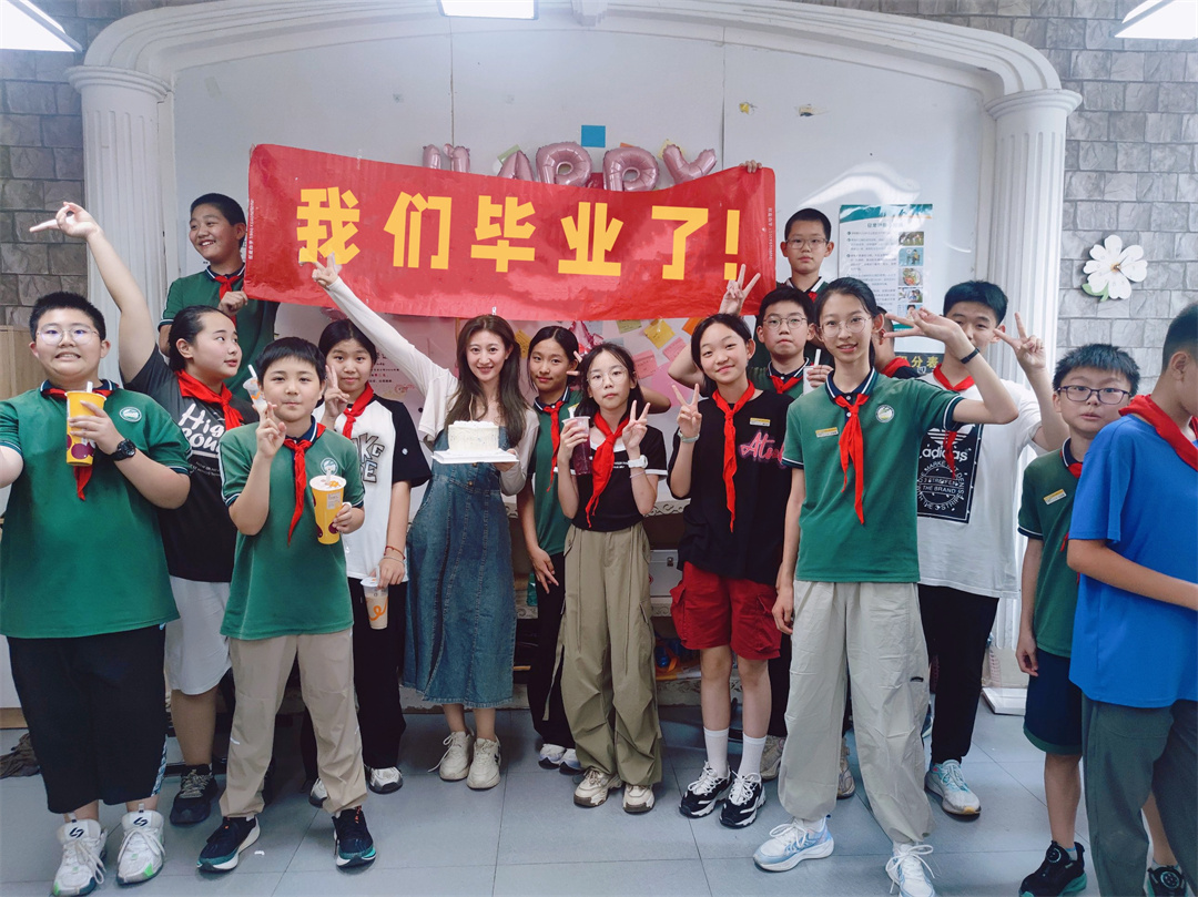 陶藝社團(tuán)畢業(yè)季，用陶瓷的永恒留下最美的記憶3301.jpg